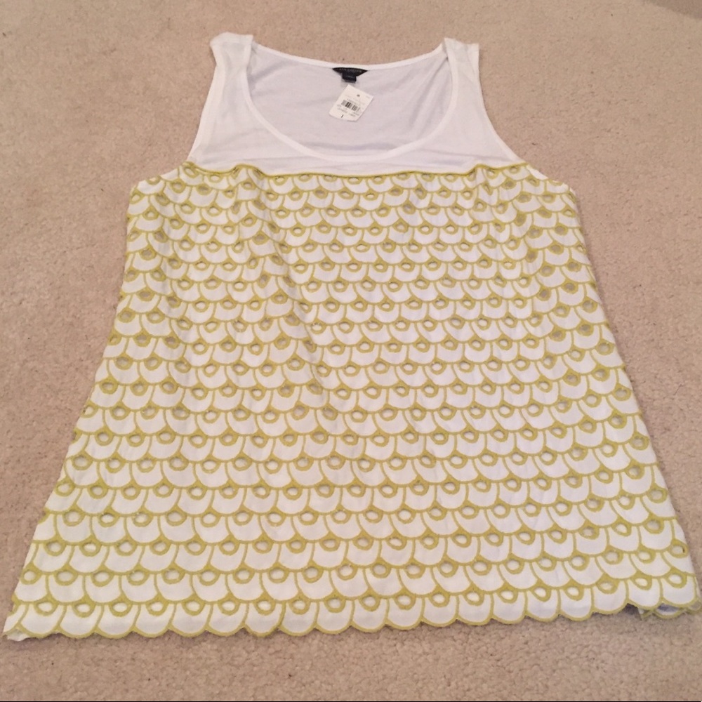 Ann Taylor brand new tank, fun colors and pattern!